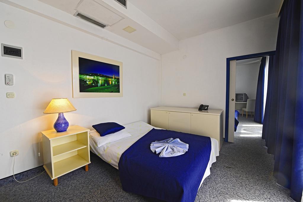 Hotel Jadran Split Habitación foto
